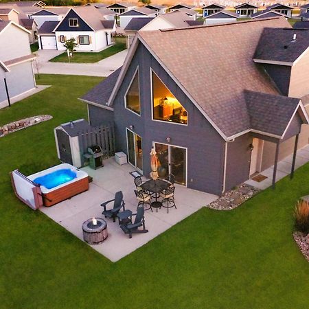 Boho Bungalow On The Pond W/ Hot Tub 아놀드 파크 외부 사진
